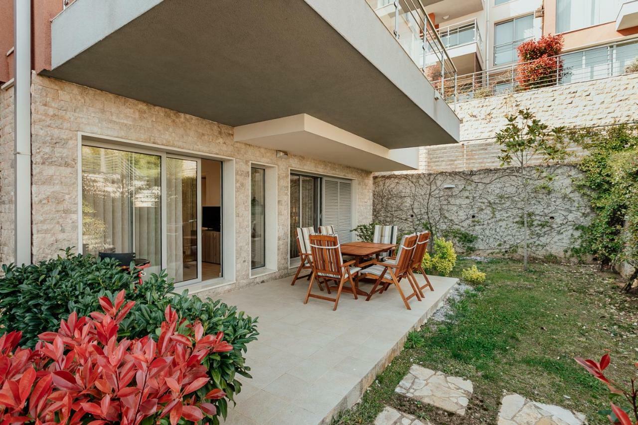 Acacia Hill A3 Apartment Thenovici Exterior photo