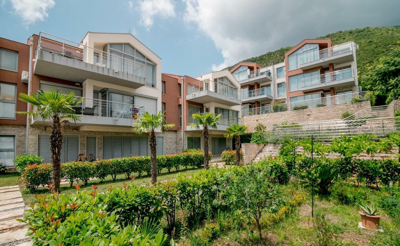 Acacia Hill A3 Apartment Thenovici Exterior photo