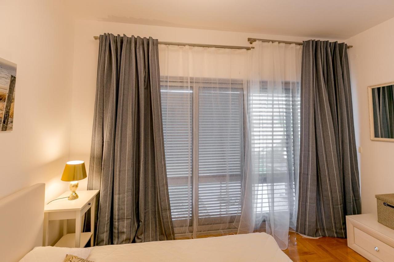 Acacia Hill A3 Apartment Thenovici Exterior photo